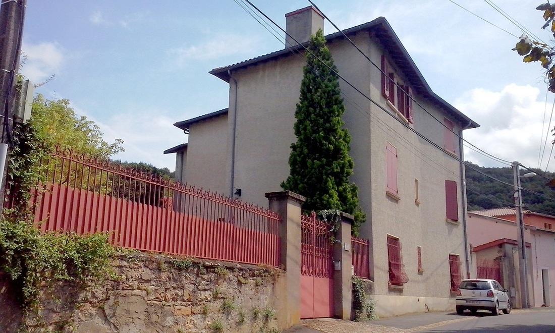 Le Relais Des Dames Acomodação com café da manhã Neuville-sur-Saône Exterior foto